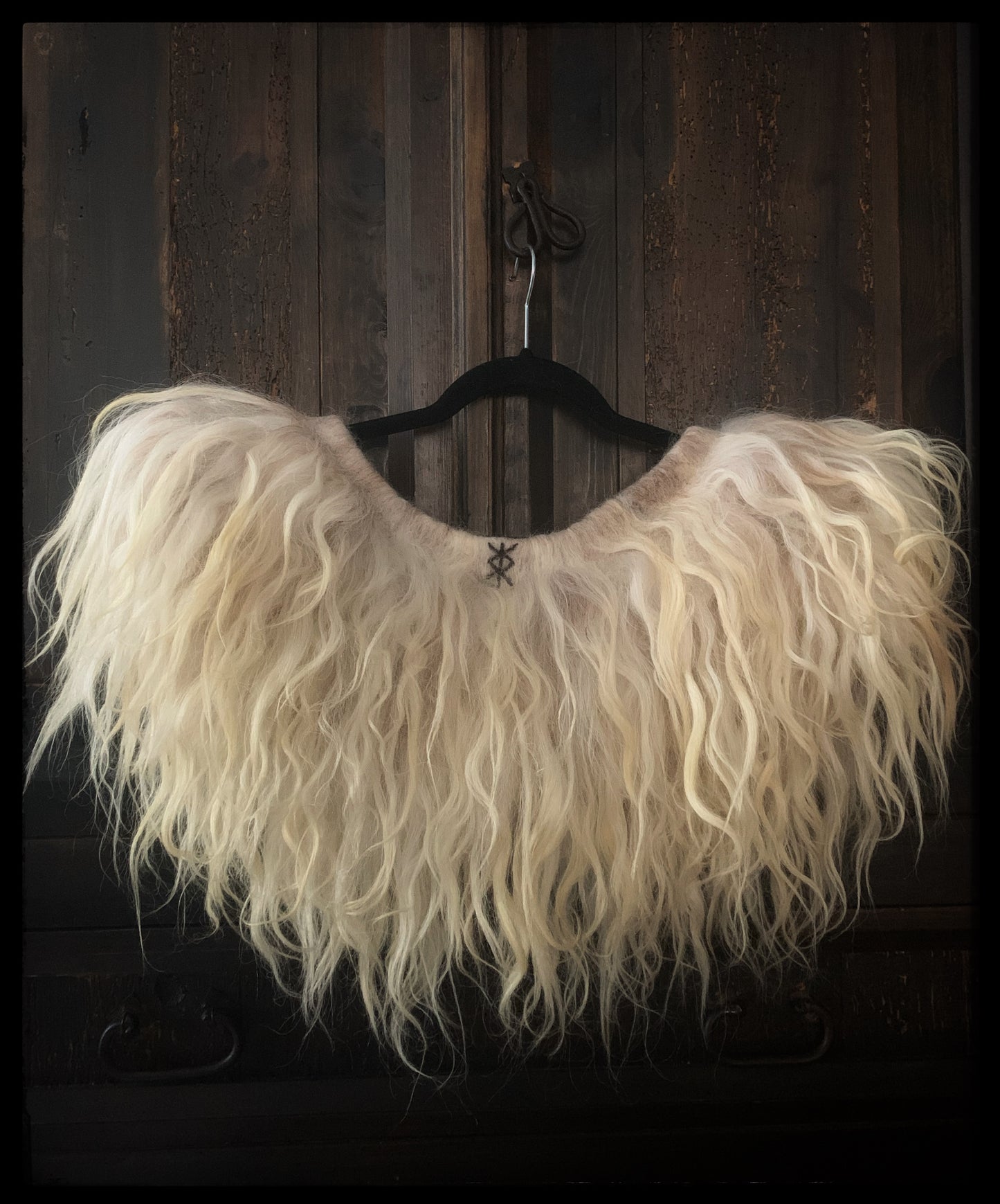 Racka Fleece Mantle
