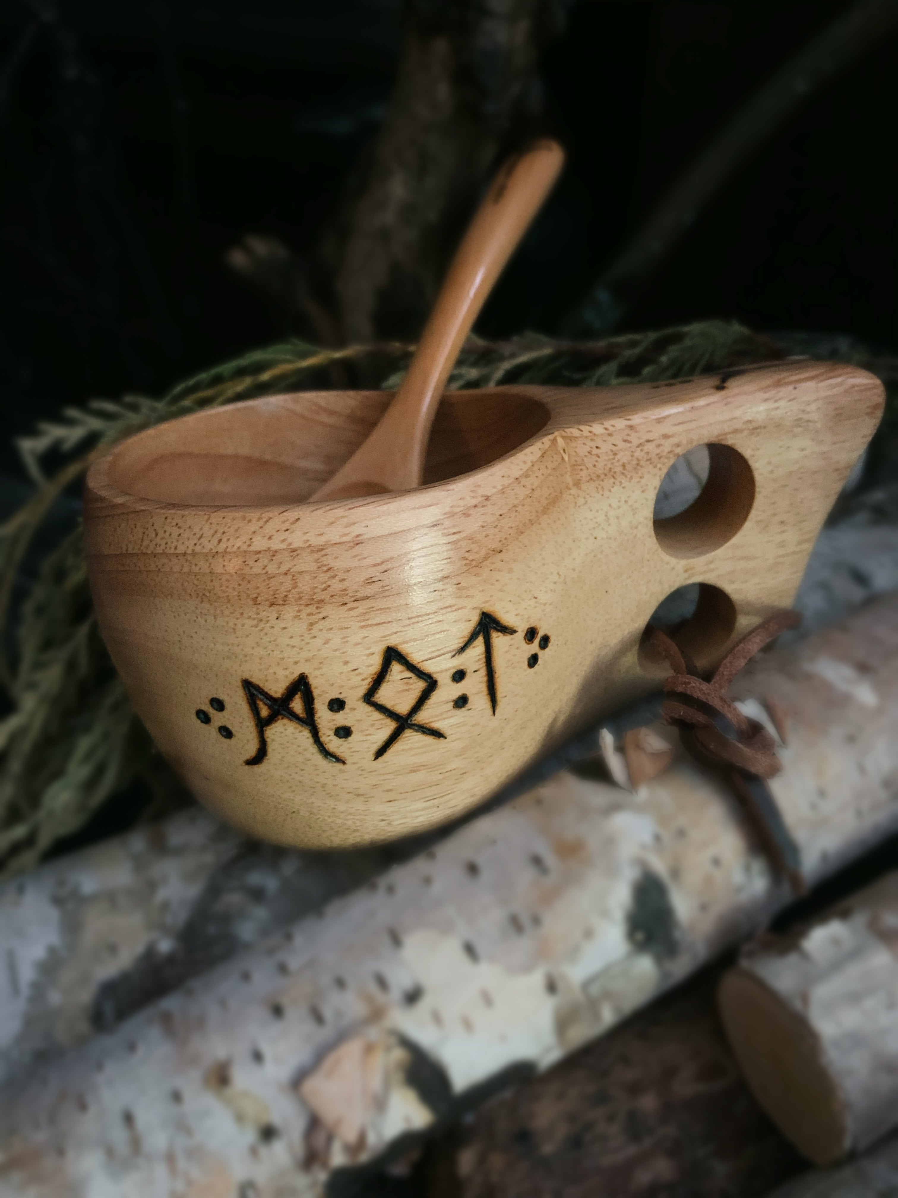 Community Bindrune Kuksa