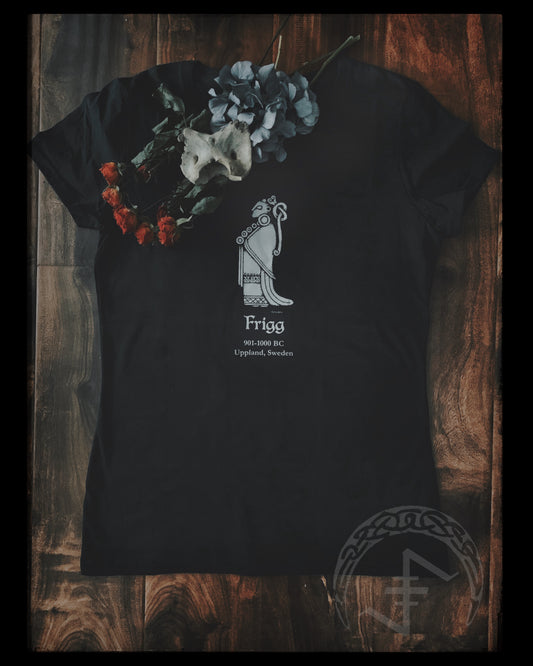 Frigg T-shirt Womens