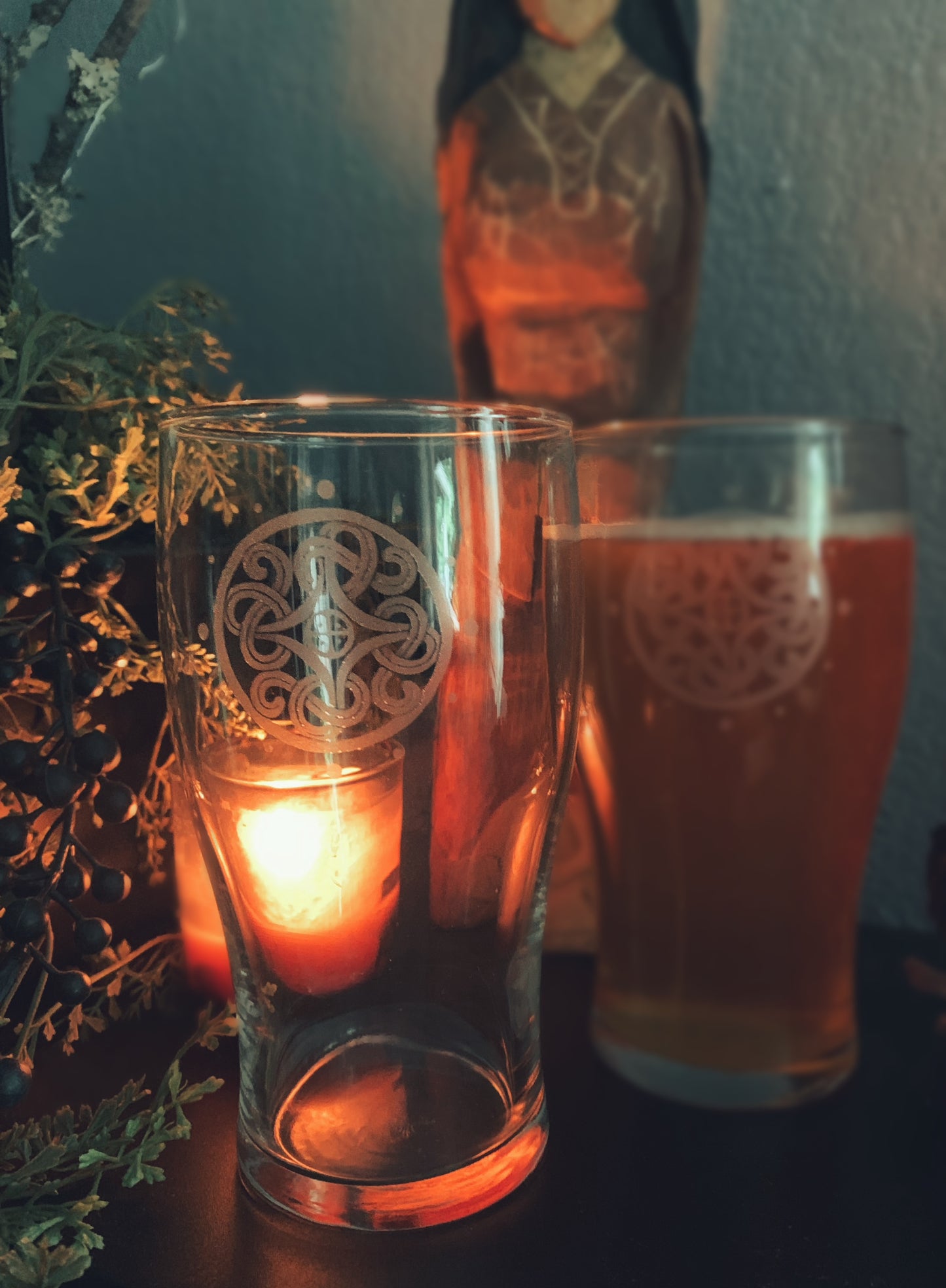 Borre Sunwheel Etched Pint Glass