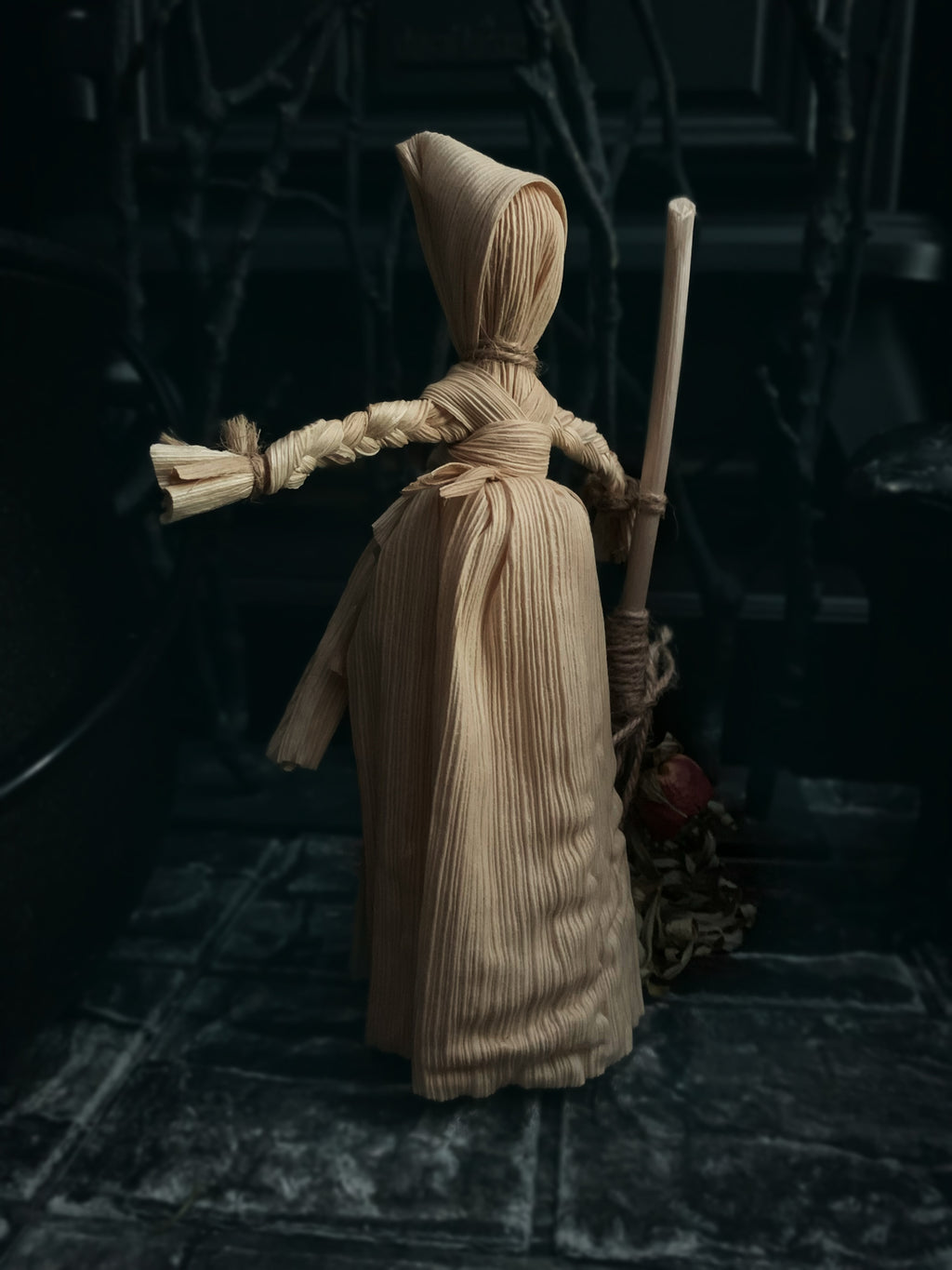 Corn Husk Poppet "Ffraid"