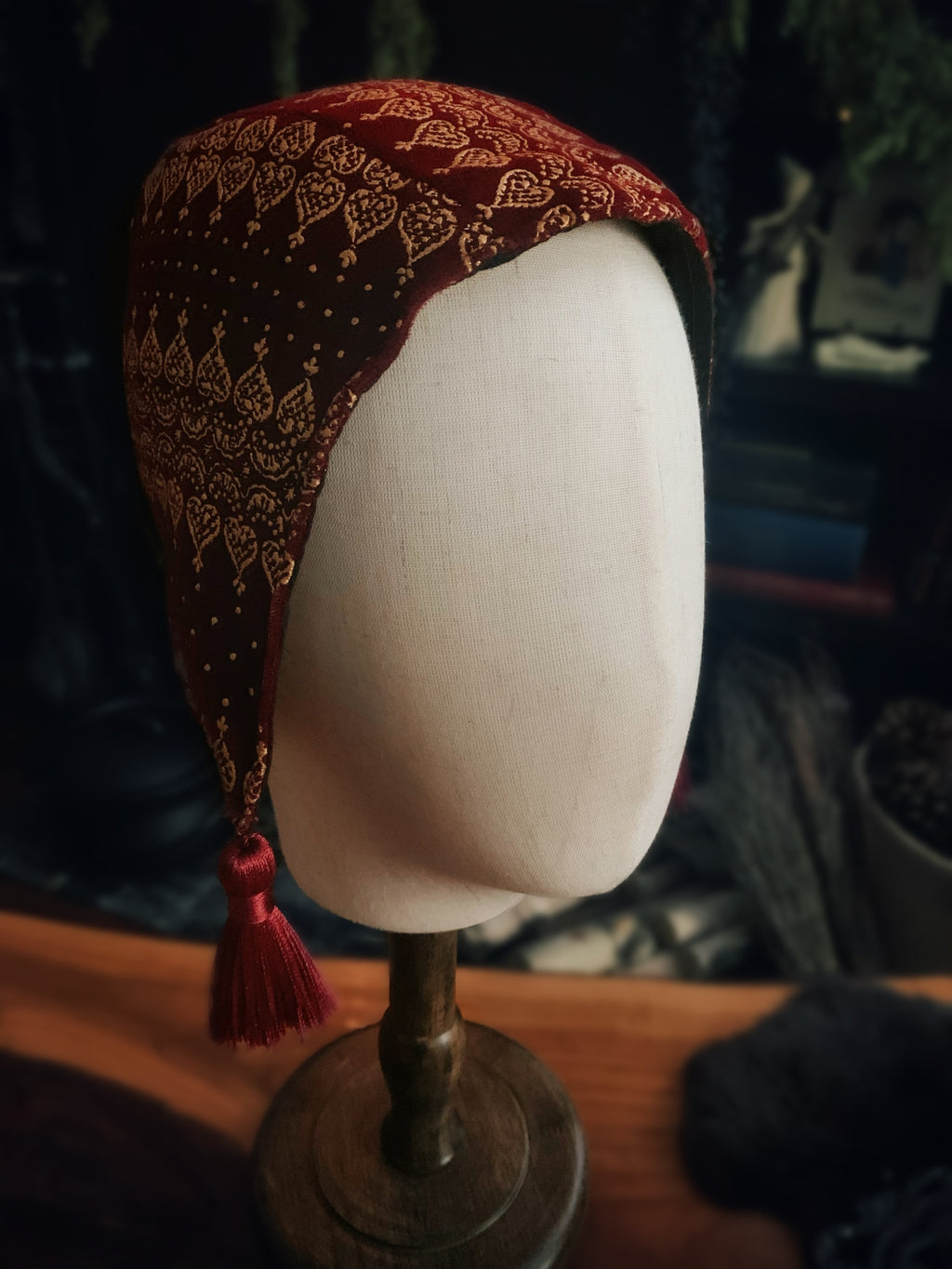 Royal Velvet Coif