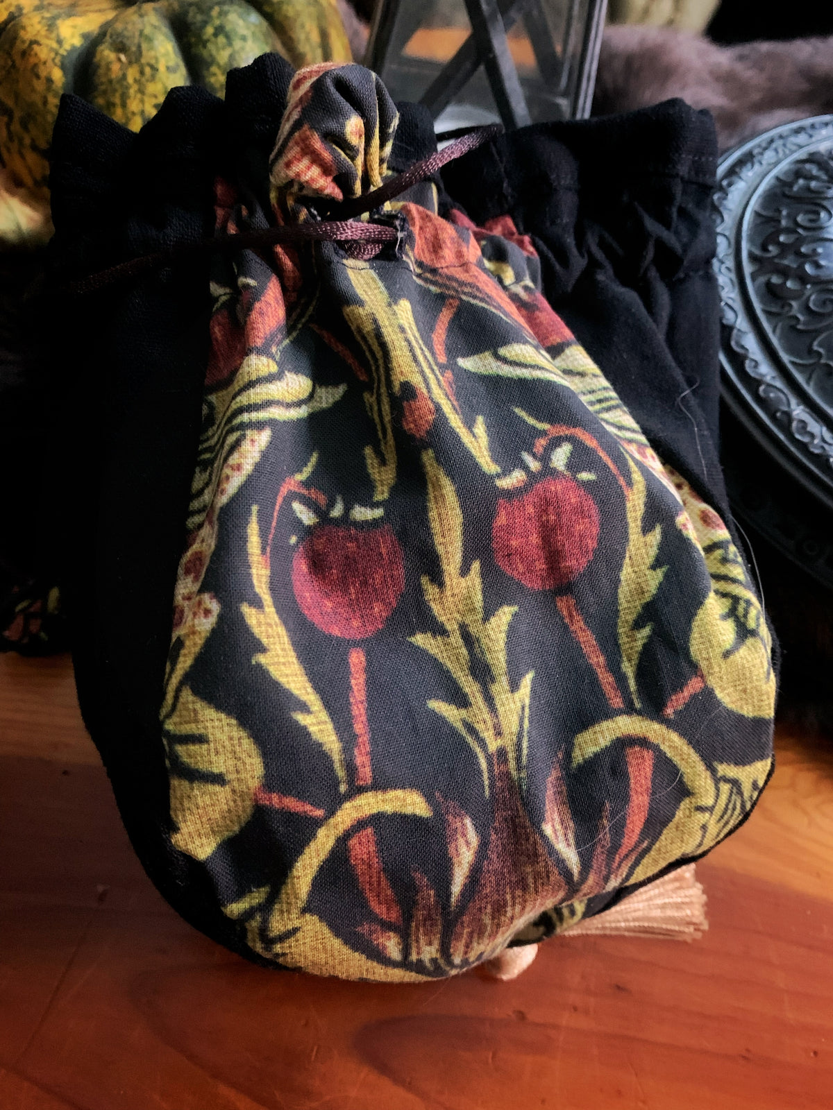 Renaissance Drawstring Pouch - WM Bird Berry Print