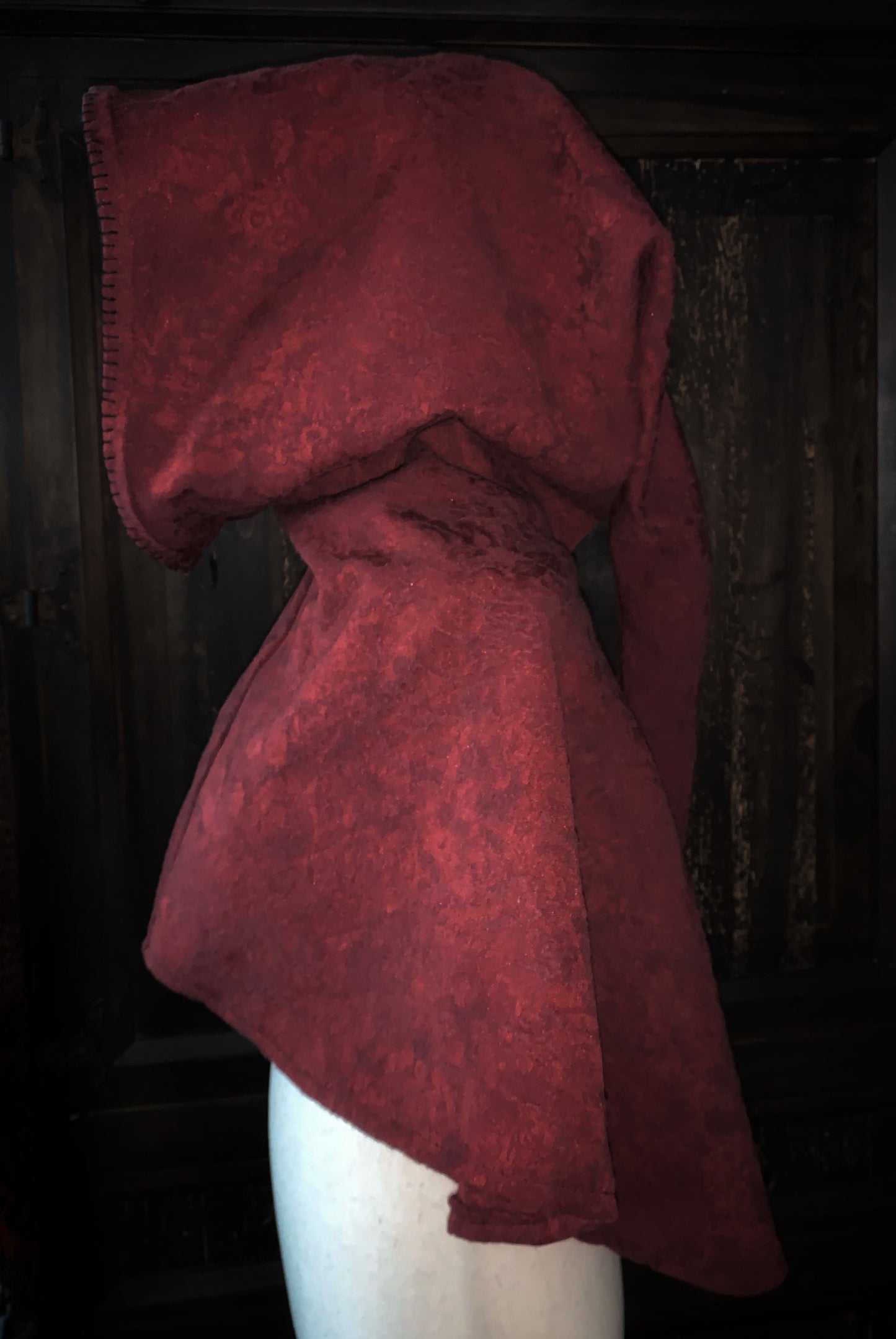 Sanguine Hooded Cowl with Liripipe - Jacquard
