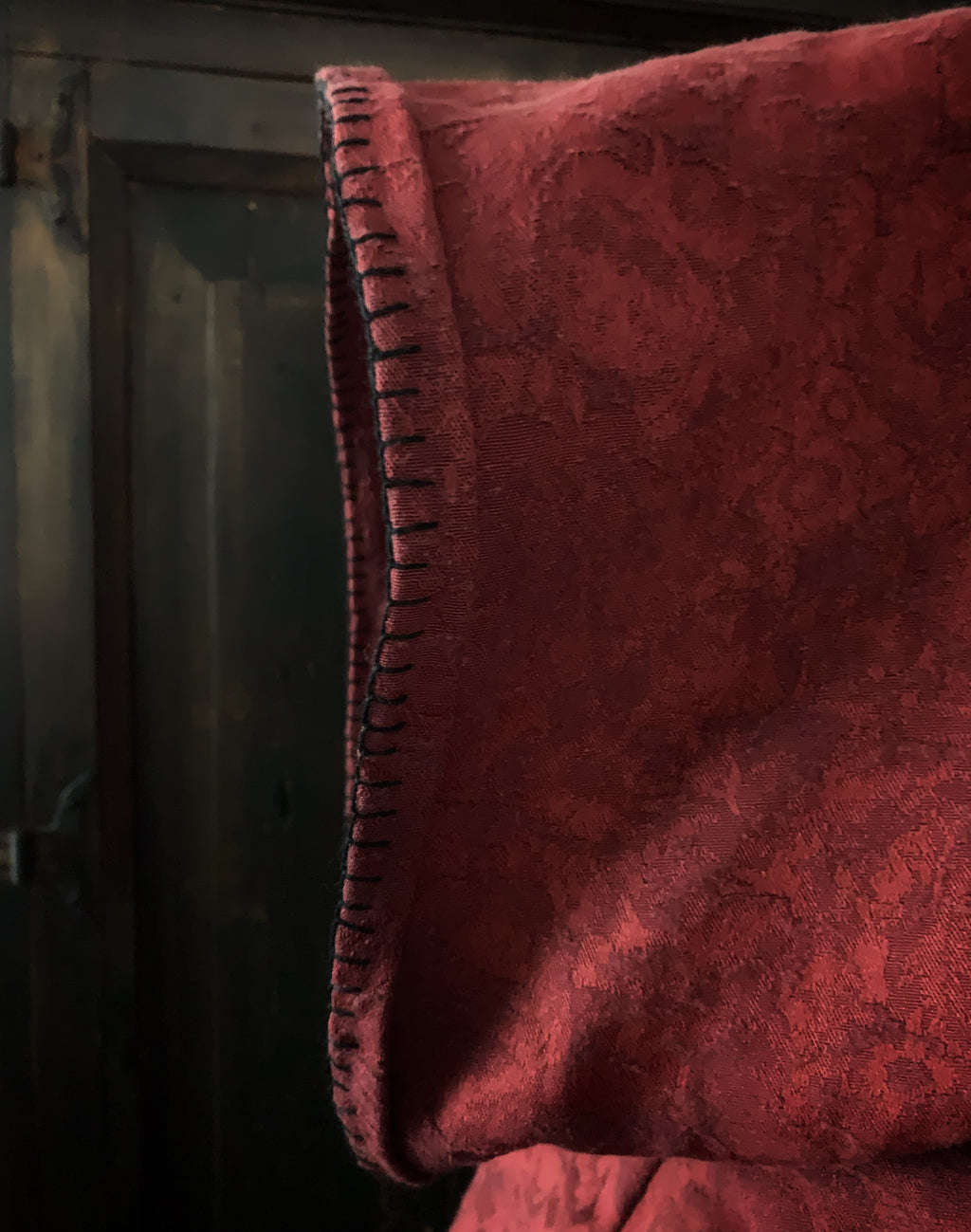 Sanguine Hooded Cowl with Liripipe - Jacquard