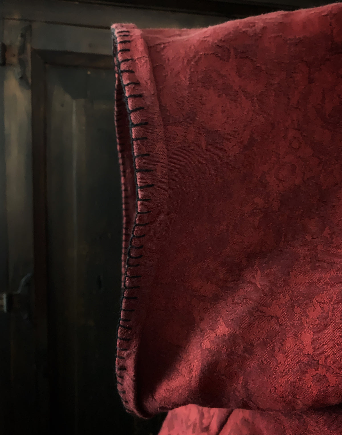 Sanguine Hooded Cowl with Liripipe - Jacquard
