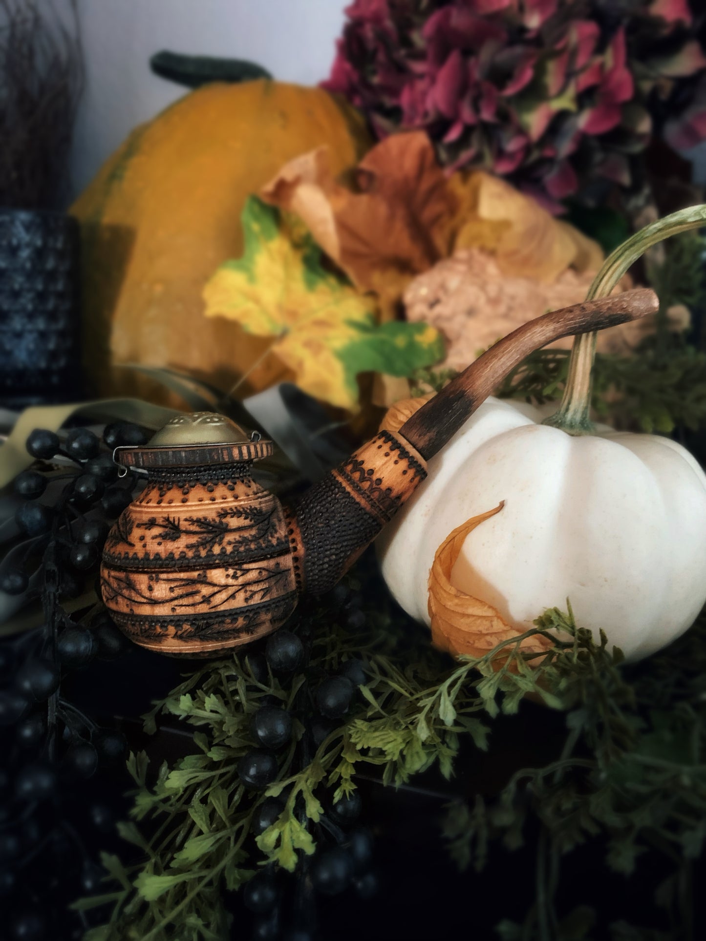 Eternal Love Bindrune Pipe