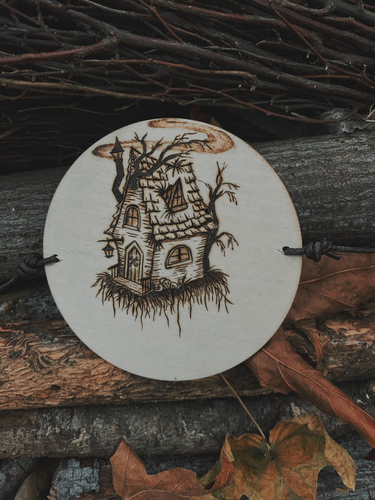 Baba Yaga Hut Thaumatrope